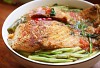 Nóng hổi bát canh cá trắm nấu rau cần se lạnh chớm đông