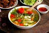 Trời thu se lạnh, thưởng thức bát canh riêu đầu cá nấu giấm nóng hổi Trời thu se lạnh, thưởng thức bát canh riêu đầu cá nấu giấm nóng hổi