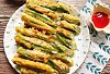 Thử ngay đậu bắp nhồi chả cá chiên bùi bùi, giòn thơm