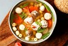 Bát canh tôm mọc hạt sen thơm bùi, thnah nhẹ cho ngày hè